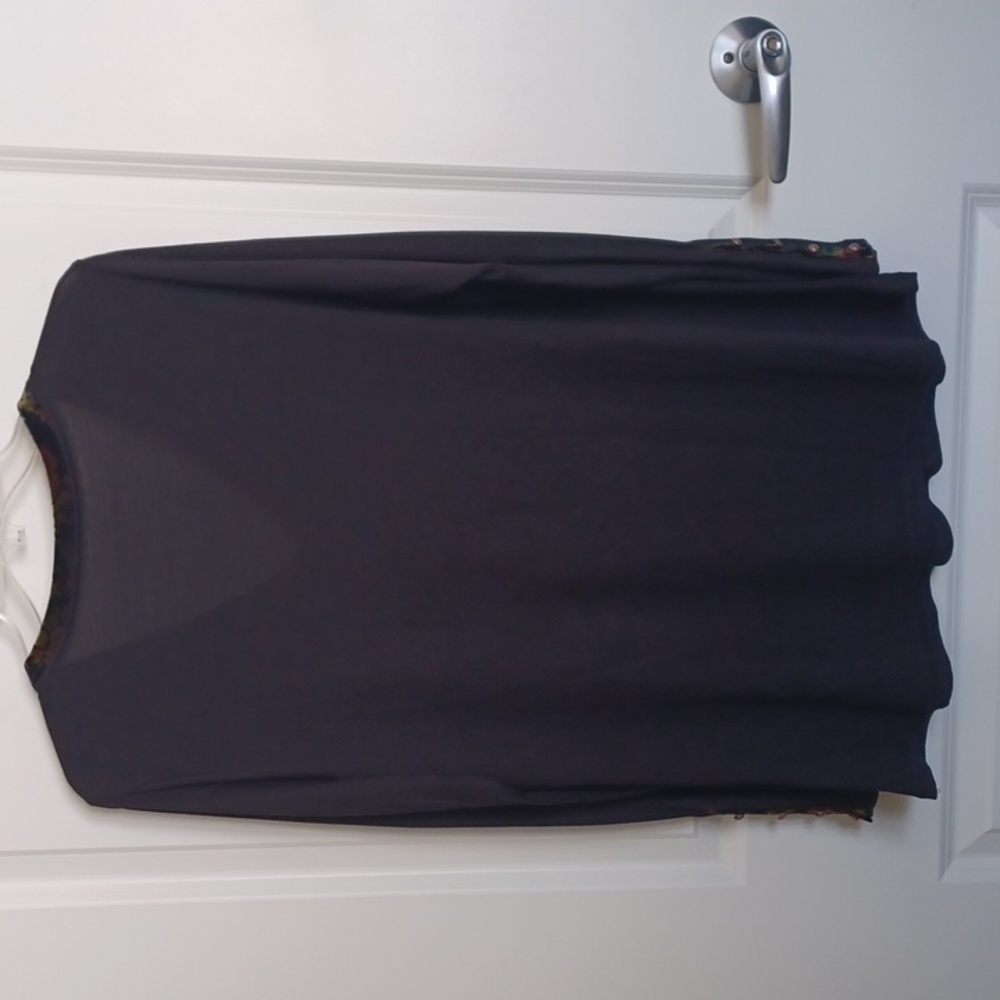 Soft Surrounding Black Knit Embroidered Long Sleeve V-Neck Top ** Sz L - Picture 6 of 8